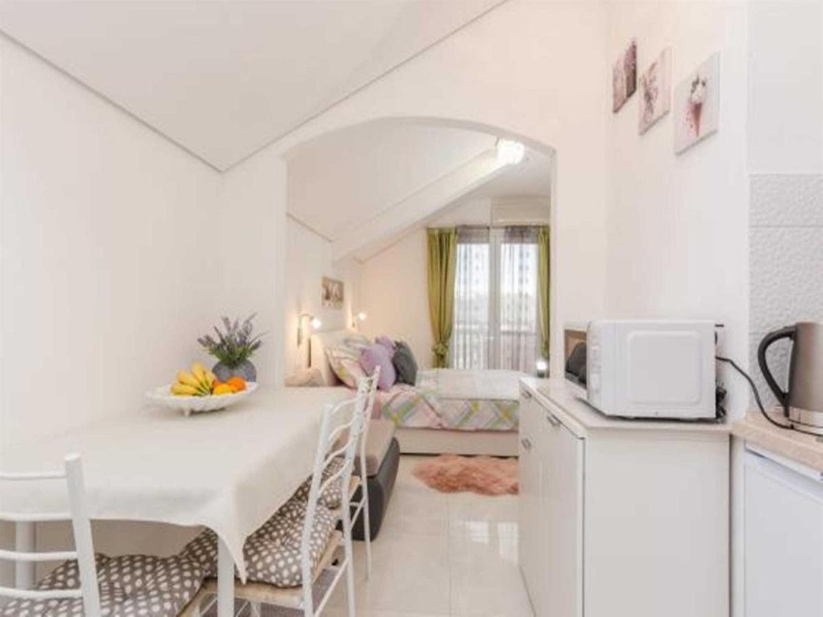 Villa Flora Maris Apartments Privlaka  Exterior foto